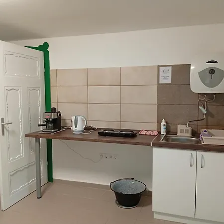 Kaan Karoly Kulcsoshaz Tatil Evi Kisapati